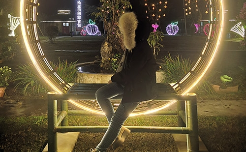 水蜜桃APP有色视频夜景打卡拍照